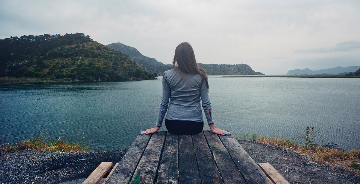 images/news-images/lady-looking-at-water.jpg#joomlaImage://local-images/news-images/lady-looking-at-water.jpg?width=1200&height=616